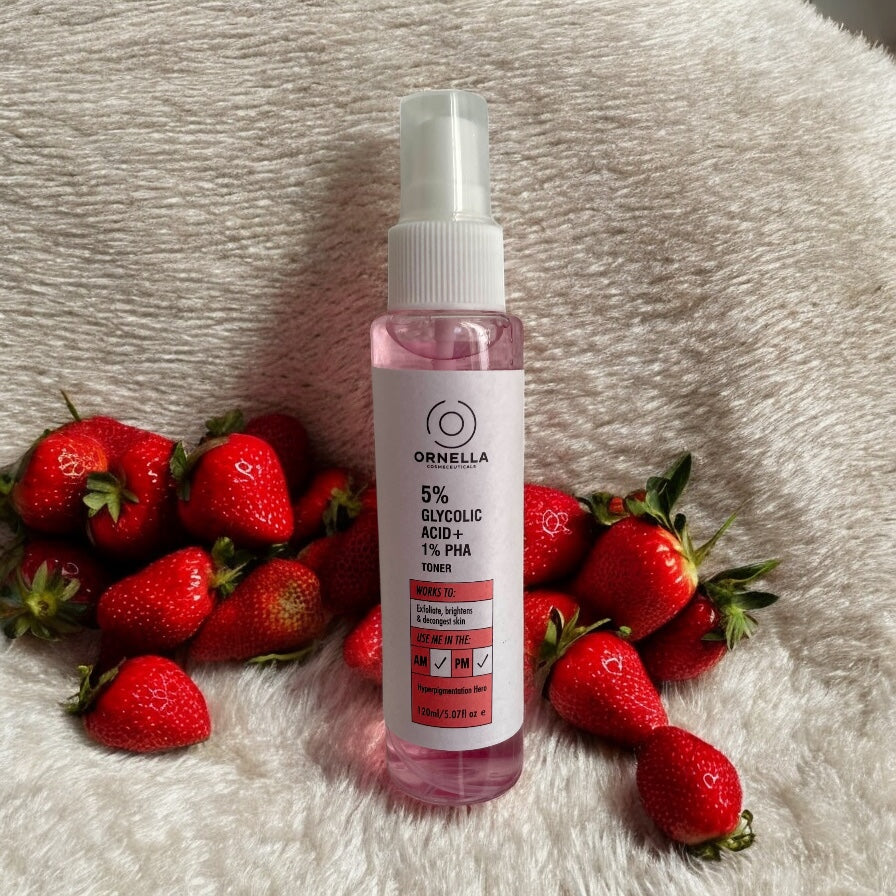 5 % GLYCOLIC ACID + PHA EXFOLIATING TONER (120 ml)