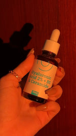 2% HYALURONIC ACID + B5 & CERAMIDES SERUM ( barrier repair) 30 ml